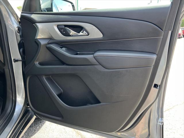 2020 Chevrolet Traverse FWD LT Cloth