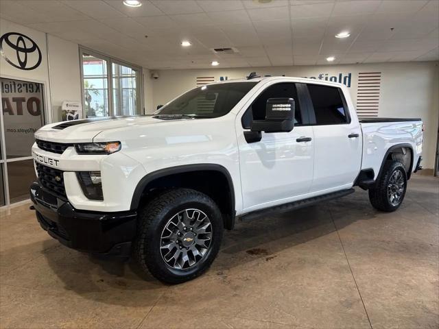 2022 Chevrolet Silverado 2500HD 4WD Crew Cab Standard Bed Custom for sale in Bakersfield, CA