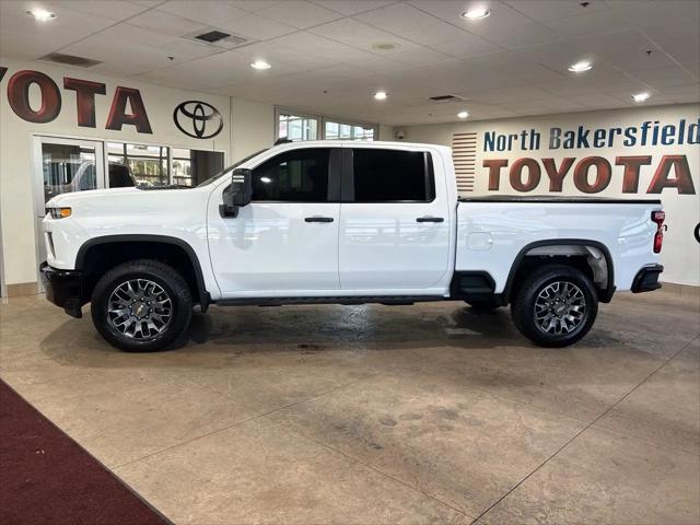2022 Chevrolet Silverado 2500HD 4WD Crew Cab Standard Bed Custom