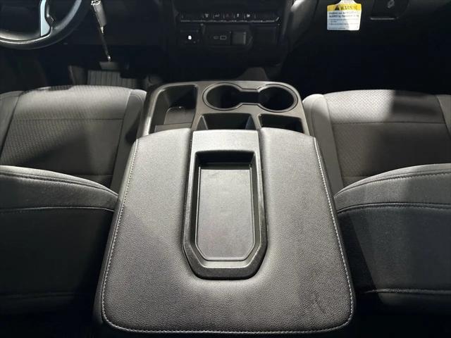 2022 Chevrolet Silverado 2500HD 4WD Crew Cab Standard Bed Custom