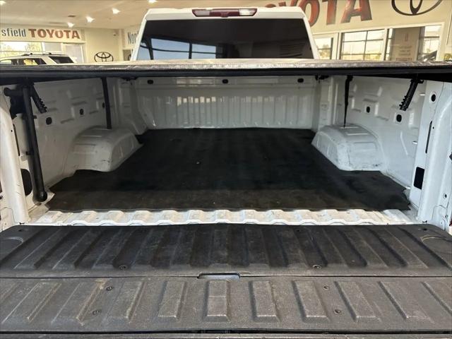 2022 Chevrolet Silverado 2500HD 4WD Crew Cab Standard Bed Custom