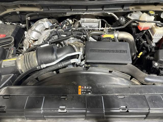 2022 Chevrolet Silverado 2500HD 4WD Crew Cab Standard Bed Custom