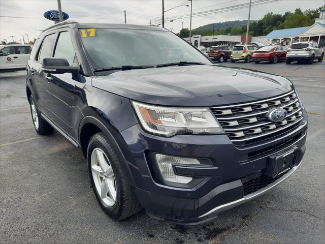 2017 Ford Explorer XLT 2017 Ford Explorer XLT