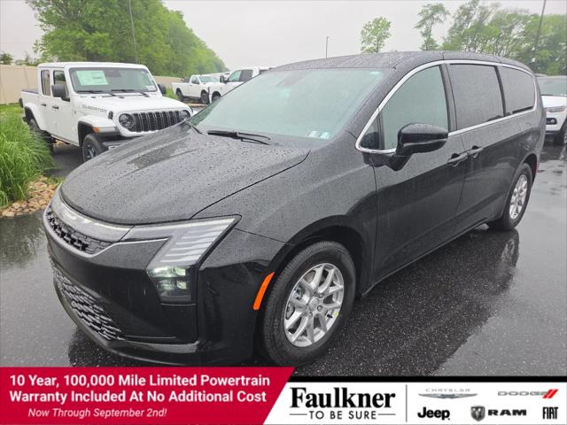 2027 Chrysler Pacifica Select for sale in Mechanicsburg, PA
