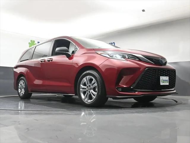 2023 Toyota Sienna XSE