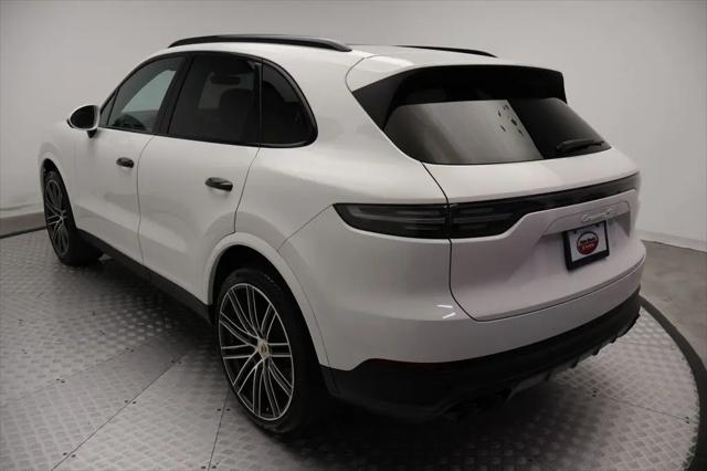 2023 Porsche Cayenne S