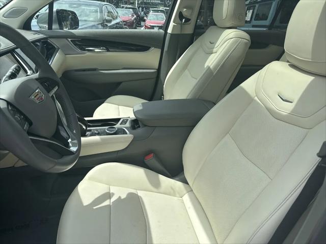 2023 Cadillac XT6 AWD Premium Luxury