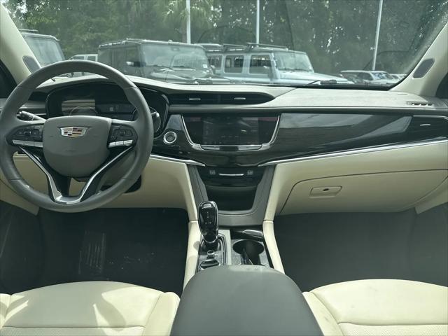 2023 Cadillac XT6 AWD Premium Luxury