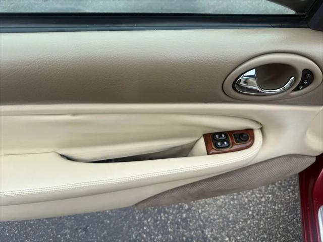 1997 Jaguar XK8 Standard