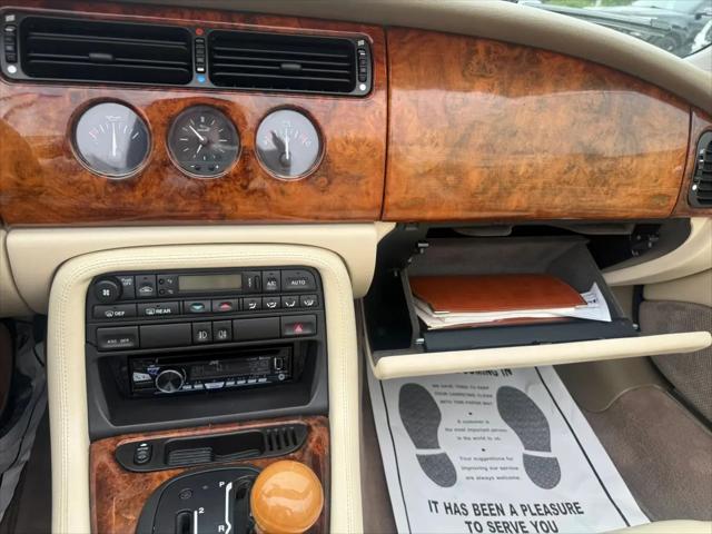 1997 Jaguar XK8 Standard