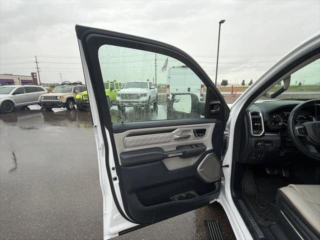 2025 Ram 1500 Tungsten Crew Cab 4x4 5'7" Box