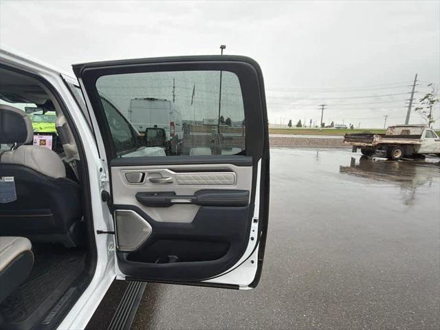 2025 Ram 1500 Tungsten Crew Cab 4x4 5'7" Box