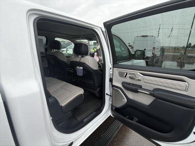 2025 Ram 1500 Tungsten Crew Cab 4x4 5'7" Box
