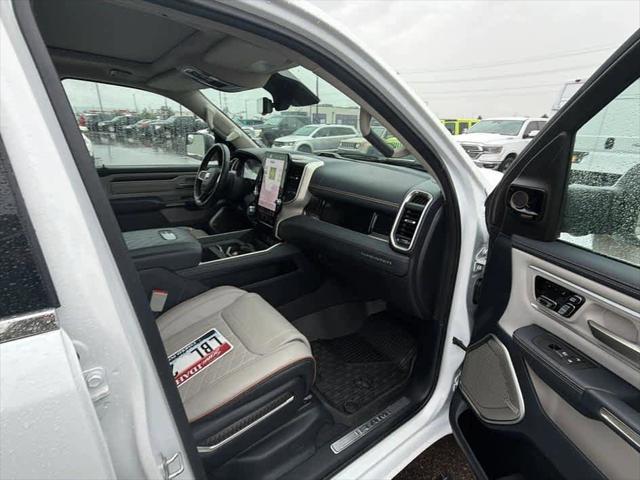 2025 Ram 1500 Tungsten Crew Cab 4x4 5'7" Box