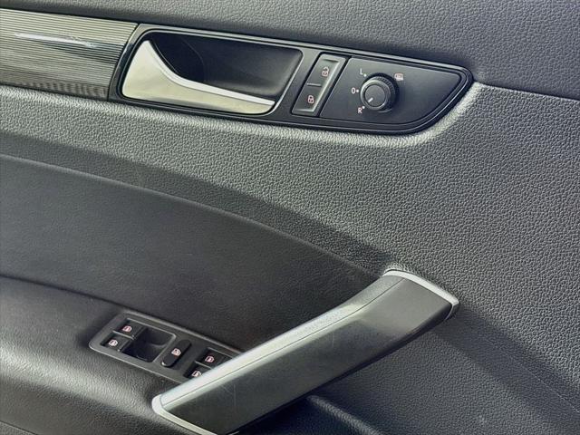2020 Volkswagen Passat 2.0T R-Line