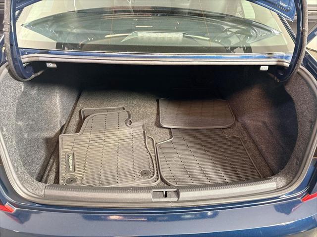 2020 Volkswagen Passat 2.0T R-Line