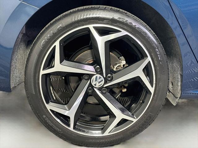 2020 Volkswagen Passat 2.0T R-Line