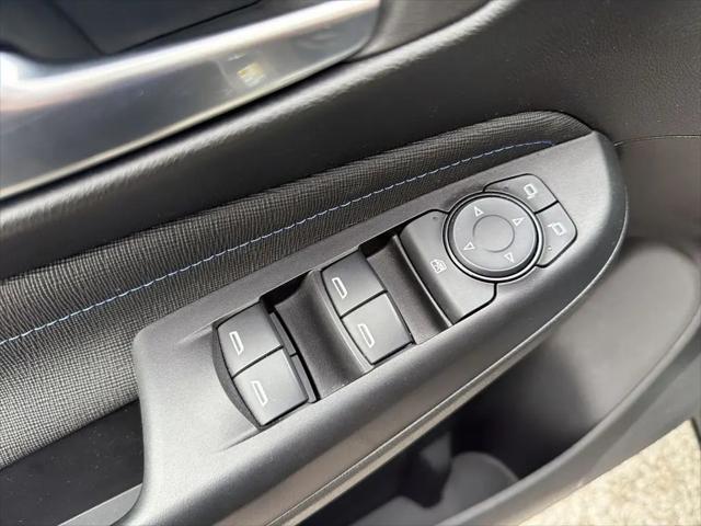 2025 Buick NV Sport Touring FWD