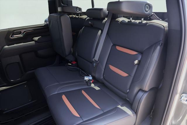2024 GMC Sierra 2500HD 4WD Crew Cab Standard Bed AT4
