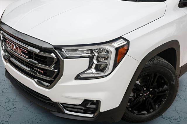 2023 GMC Terrain AWD AT4