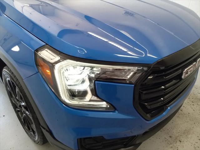 2024 GMC Terrain AWD SLT