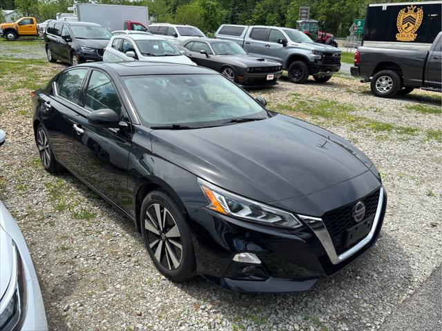 2022 Nissan Altima SL FWD