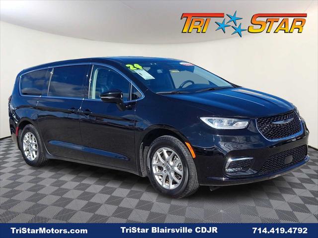 2024 Chrysler Pacifica Touring L 2024 Chrysler Pacifica Touring L