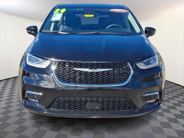 2024 Chrysler Pacifica Touring L 2024 Chrysler Pacifica Touring L