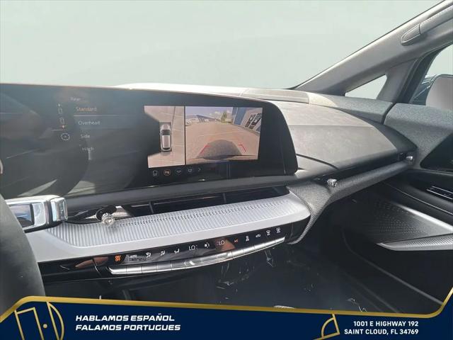 2025 Cadillac iQ Luxury 2 AWD