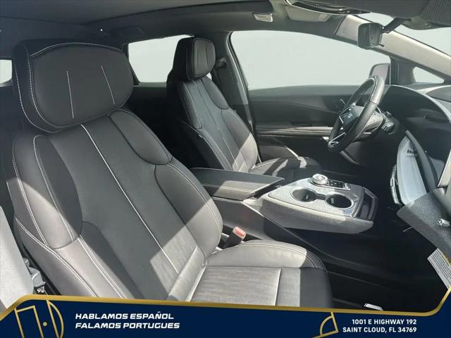 2025 Cadillac iQ Luxury 2 AWD