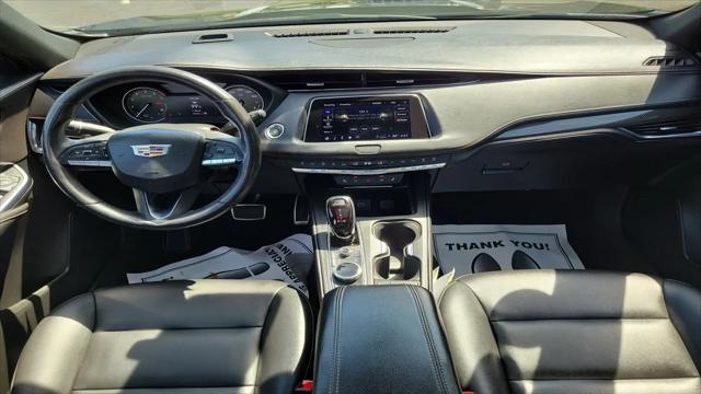 2023 Cadillac XT4 AWD Sport