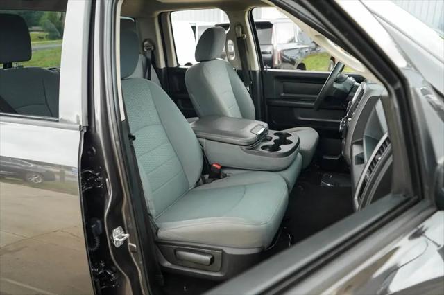 2019 Ram 1500 Classic Express Quad Cab 4x4 6'4" Box