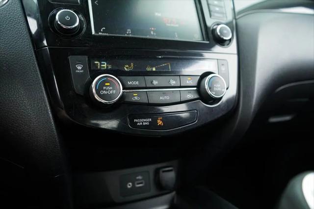 2020 Nissan Rogue Sport SV AWD Xtronic CVT