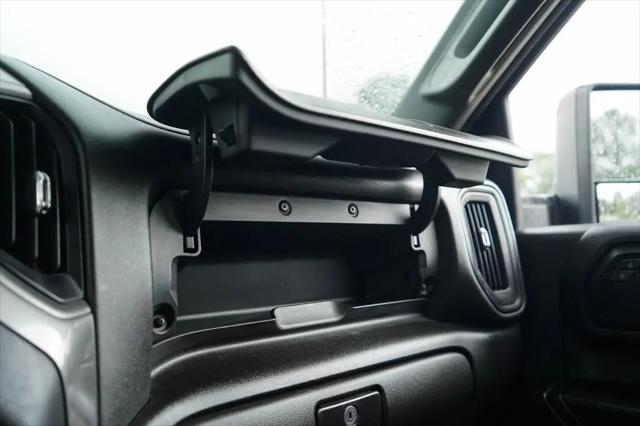 2022 Chevrolet Silverado 2500HD 4WD Crew Cab Standard Bed Custom