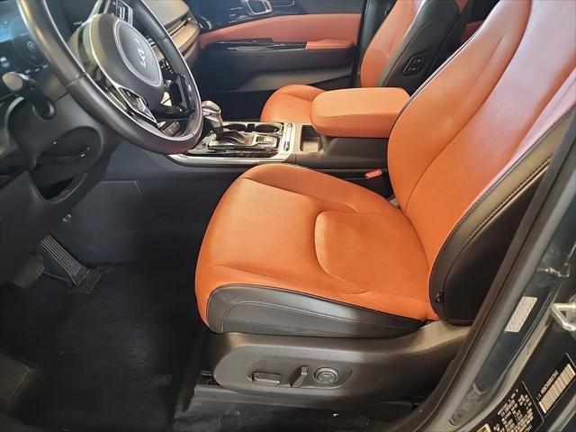 2024 Kia Carnival MPV SX
