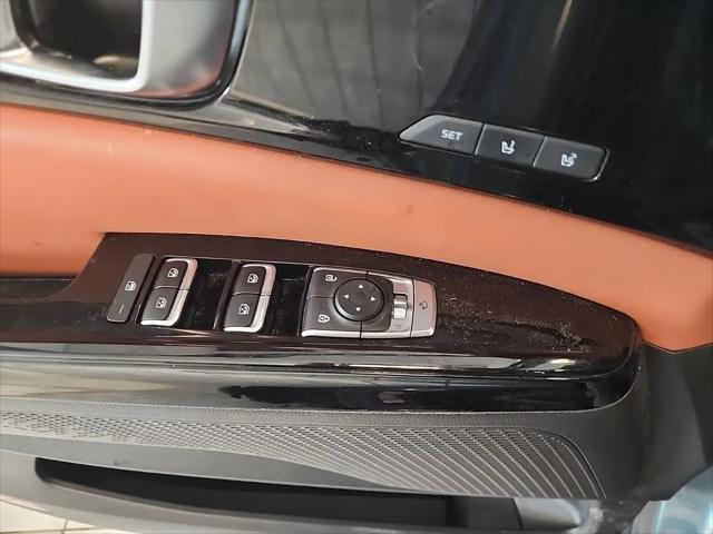 2024 Kia Carnival MPV SX