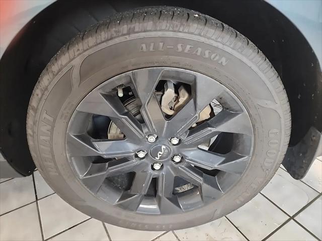 2024 Kia Carnival MPV SX