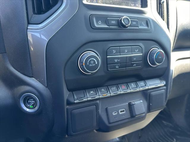 2022 Chevrolet Silverado 1500 2WD Regular Cab Long Bed WT