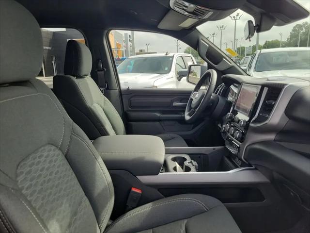 2026 Ram 1500 Express Crew Cab 4x4 57 Box