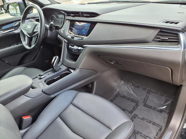 2022 Cadillac XT5 FWD Premium Luxury
