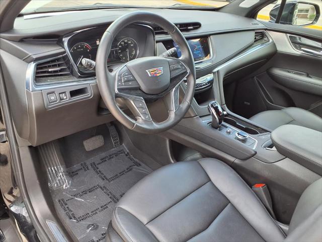 2022 Cadillac XT5 FWD Premium Luxury