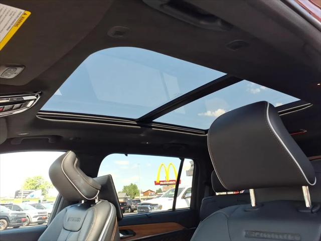 2025 Jeep Grand Cherokee L Summit Reserve 4x4