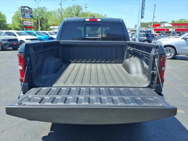 2026 Ram 1500 Laramie Crew Cab 4x4 5'7" Box