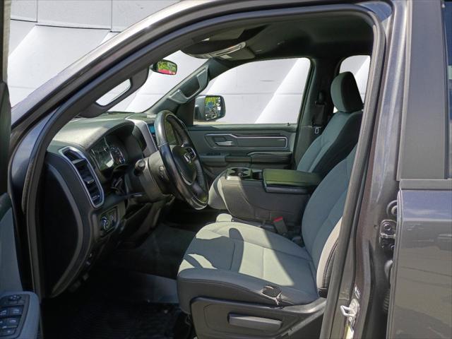 2022 Ram 1500 Big Horn Crew Cab 4x4 5'7" Box