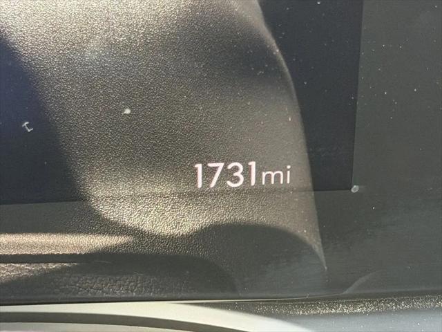 2026 Buick NV Preferred FWD