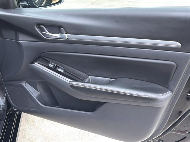 2024 Nissan Altima SL FWD