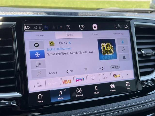 2026 Chrysler Pacifica Select AWD