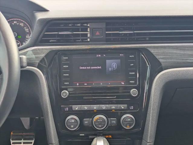 2020 Volkswagen Passat 2.0T R-Line