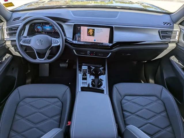 2026 Volkswagen Atlas Cross Sport SE with Technology