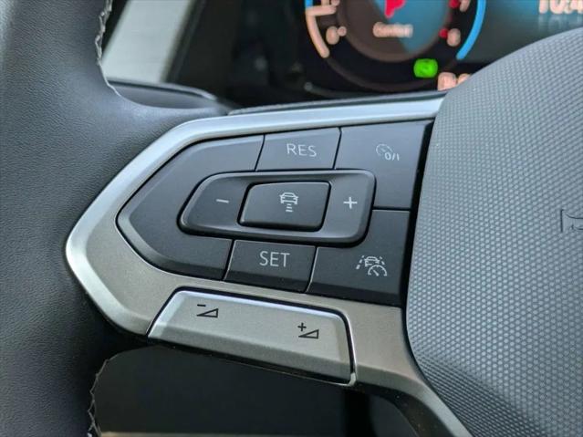 2026 Volkswagen Atlas Cross Sport SE with Technology